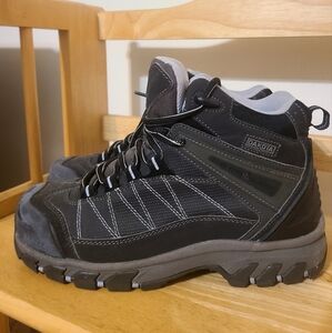 Dakota Steeltoe workbooks 8.5W  7M